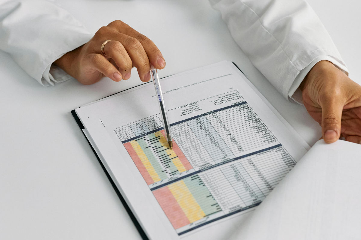Men's health checkup blood tests by age — screening roadmap